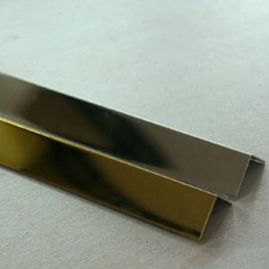 Nẹp Inox trang trí chữ V (1.5 x 1.5cm) – Chiều dài: 2.438mm. ĐVT: cây
